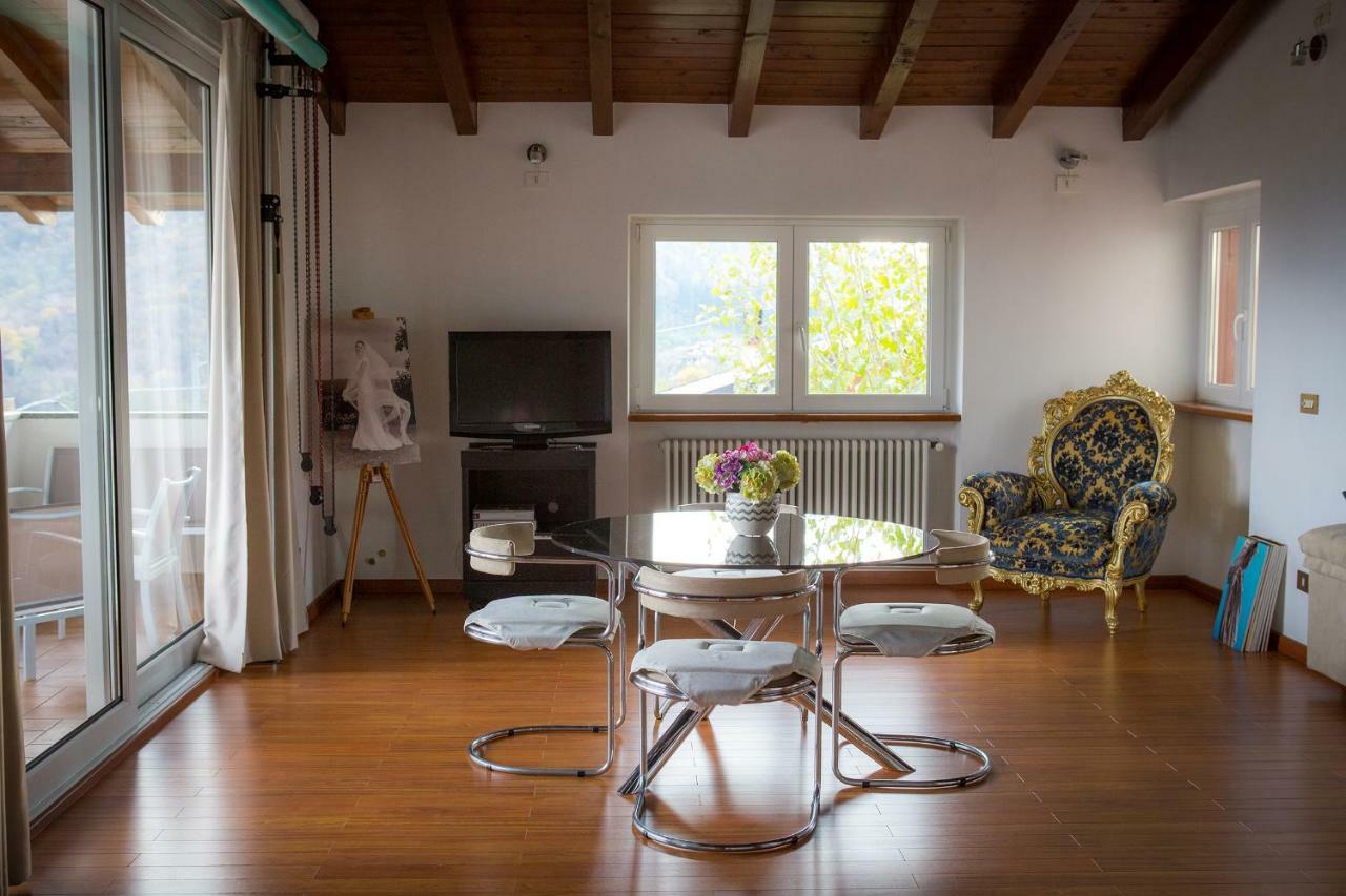 J&j House Homestay Castelmarte